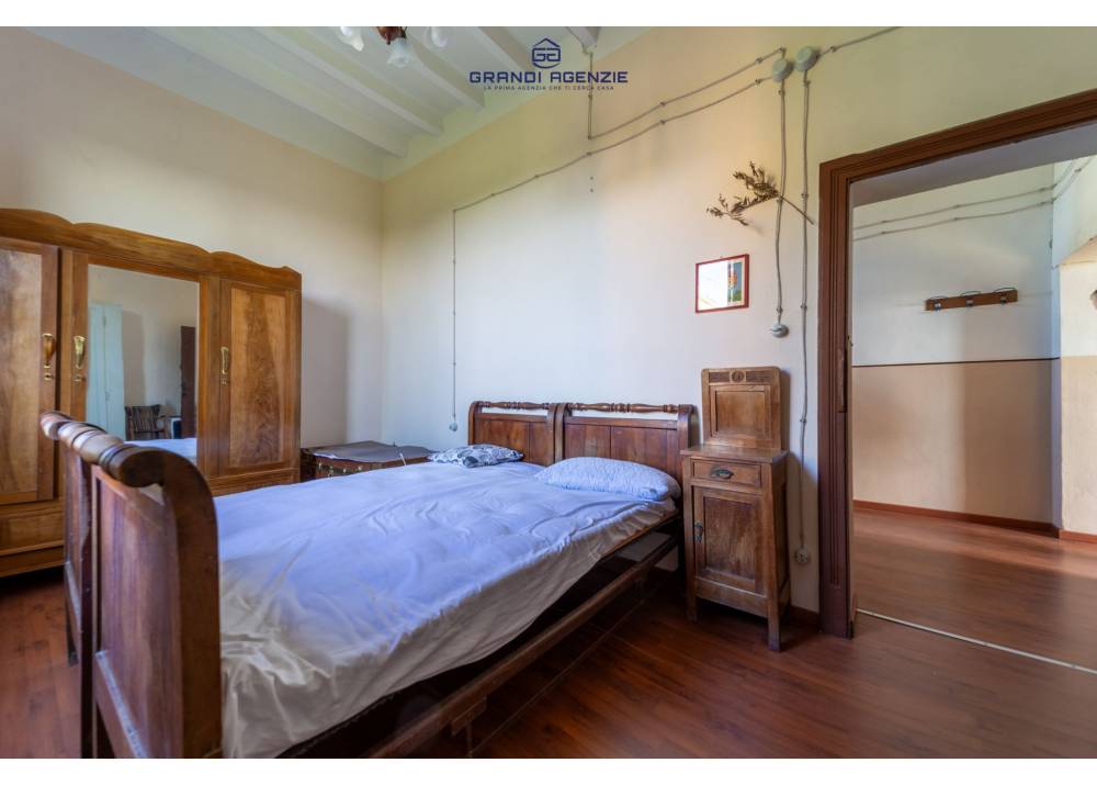 Vendita Casa Indipendente a Parma quadrilocale  di 180 mq